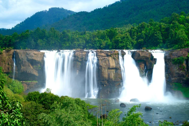 Majestic-Athirapally-Falls