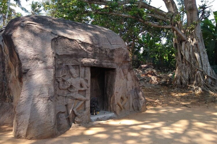 Vizhinjam-Rock-Cut-Cave-Temple-kovalam