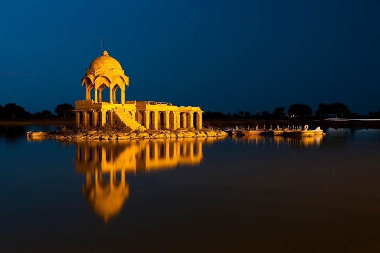 Best Places to Visit Near Jaipur in August